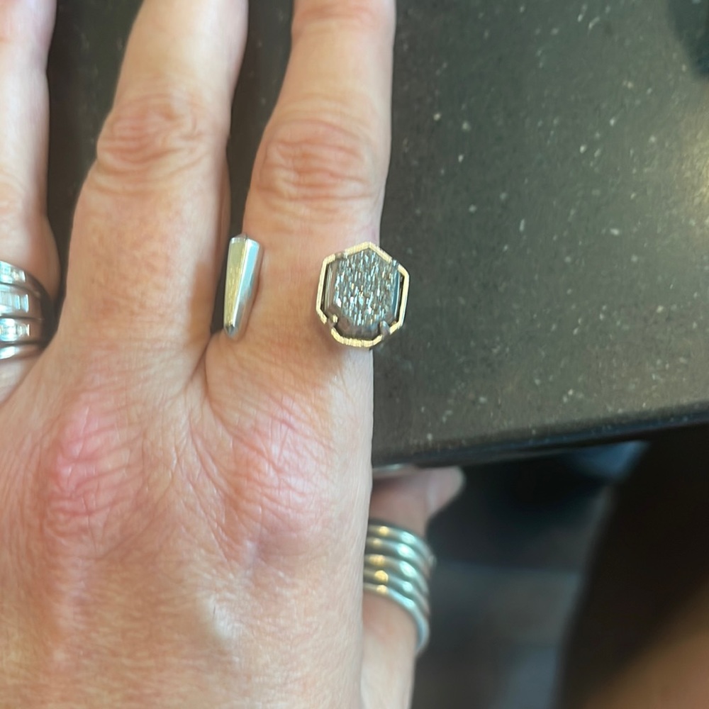 Kendra Scott Adjustable ring